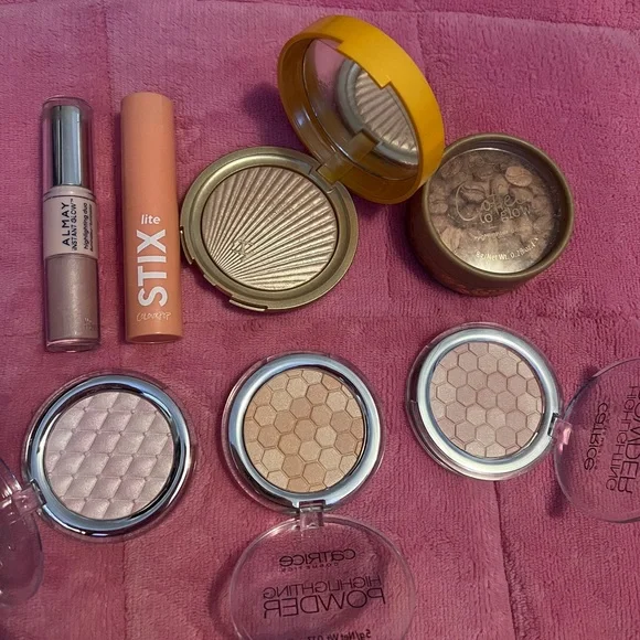 Set of Highlighters - Picture 2 of 2